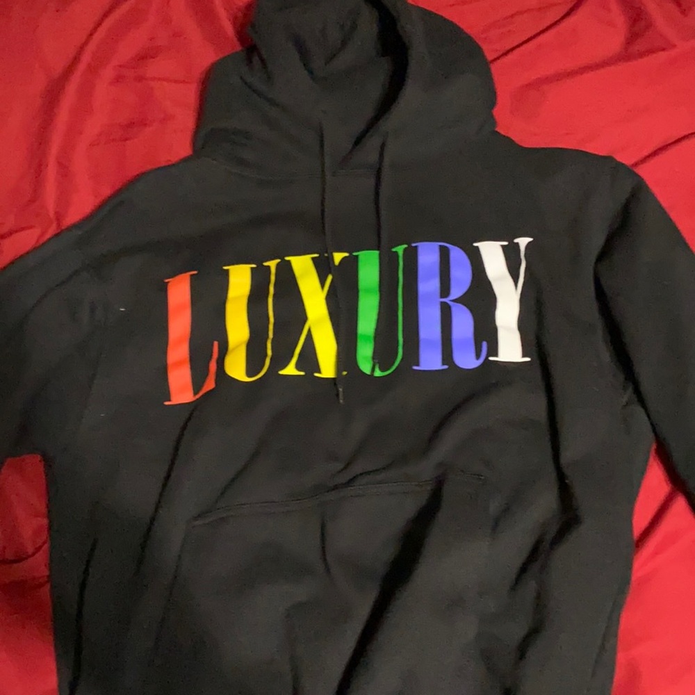 Fashion Nova hoodie